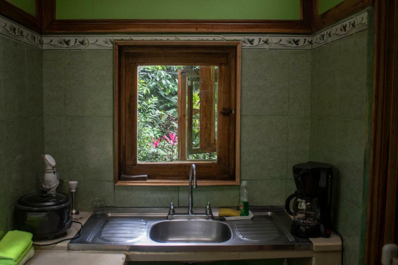 Casa Chilamates Tortuguero Exteriér fotografie
